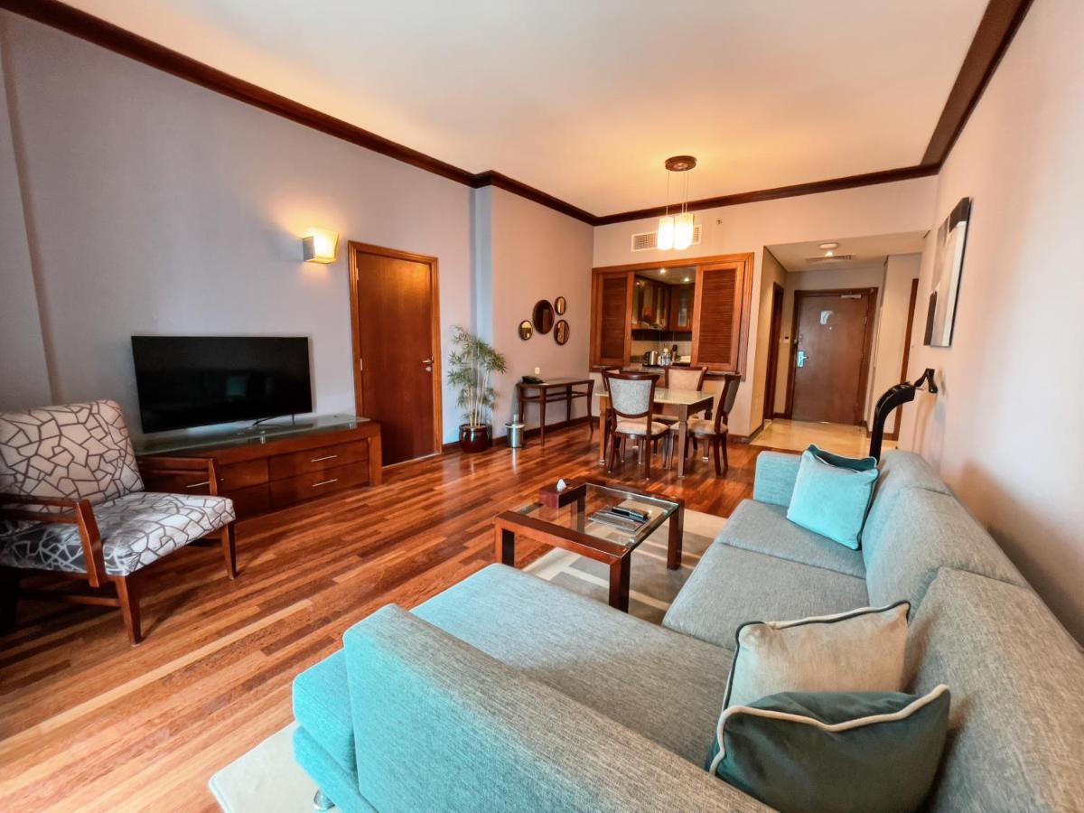 One Bedroom Privilege Creek Side 12th floor